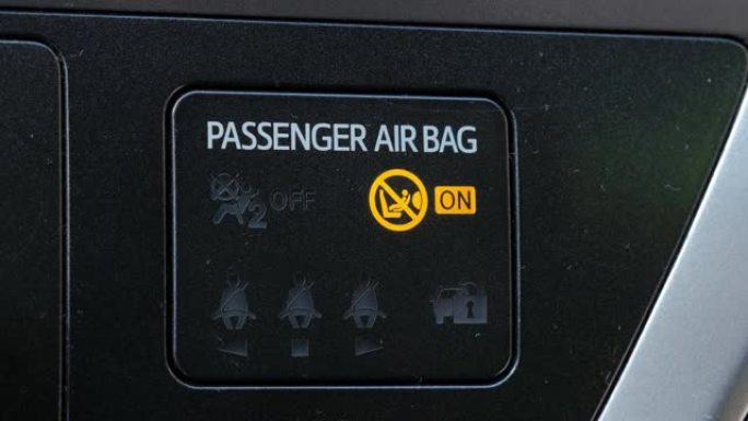 更换汽车乘客座椅安全气囊状态发光二极管