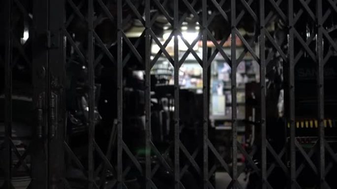 小型商店因新型冠状病毒肺炎而关闭，封城中小企业所有者的经济和财务问题