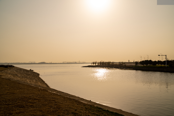 东沙大桥南通江边长江滨江夕阳