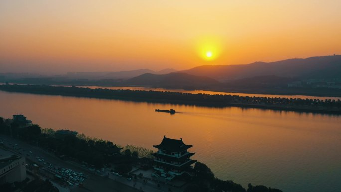 杜甫江阁