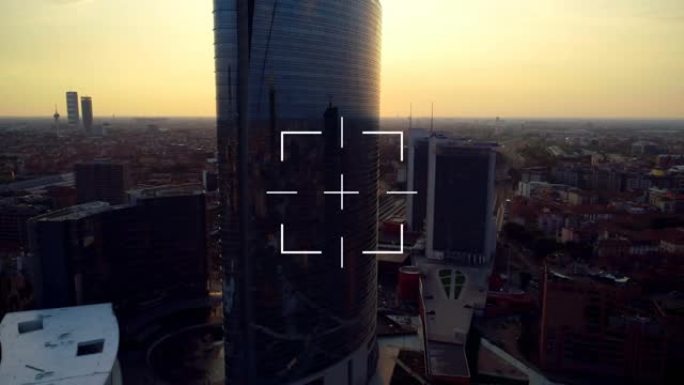 日落时方形范围扫描现代城市景观的动画