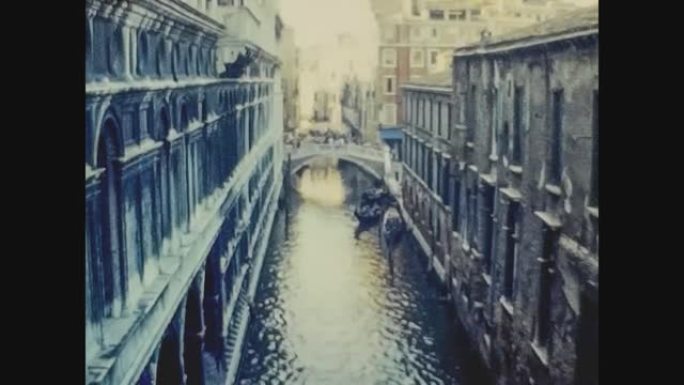 威尼斯1978，威尼斯叹息桥