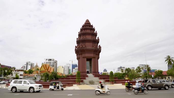 柬埔寨独立纪念碑、西哈努克铜像大范围延时