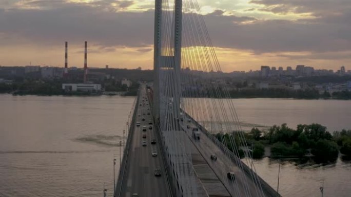 基辅第聂伯河上的南桥