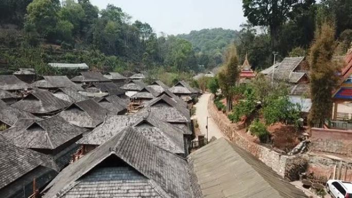 云南省传统历史少数民族村落鸟瞰图。