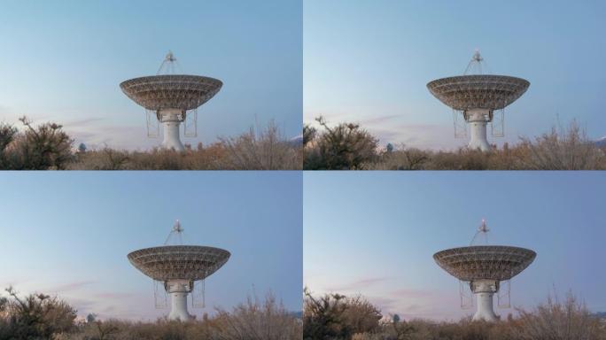 沙漠时间流逝中的射电望远镜雷达天线