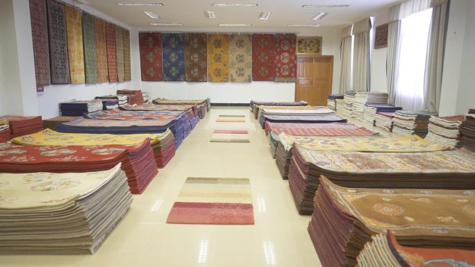 工业涤纶长丝 地毯生产 地毯企业生产地毯