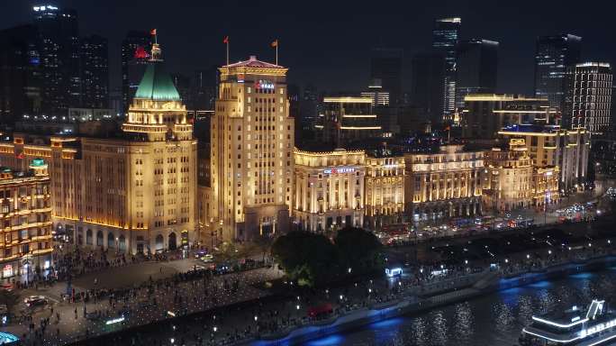 航拍上海外滩夜景-万国建筑群