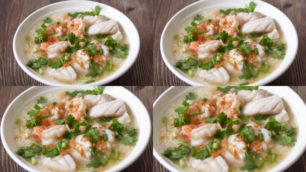 鱼虾煮米汤