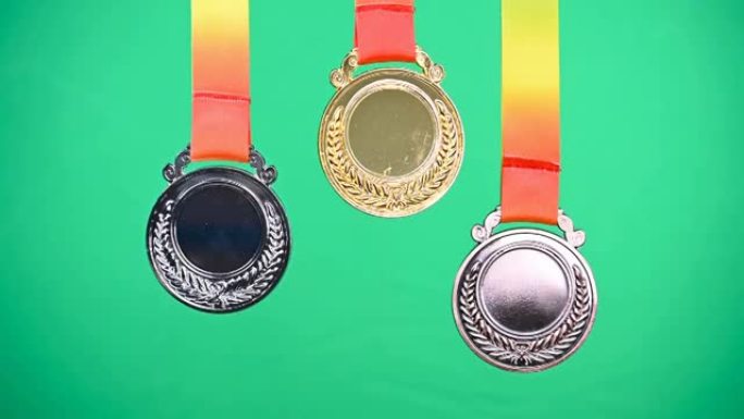 绿底套金银铜奖奖牌