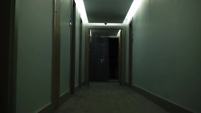 黑暗的可怕走廊