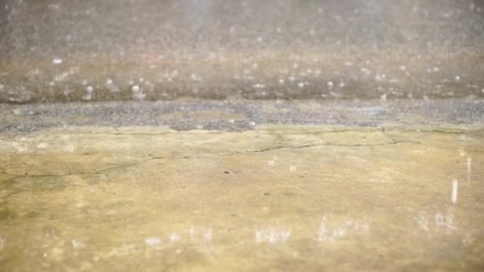 下雨了雨滴水滴视频素材