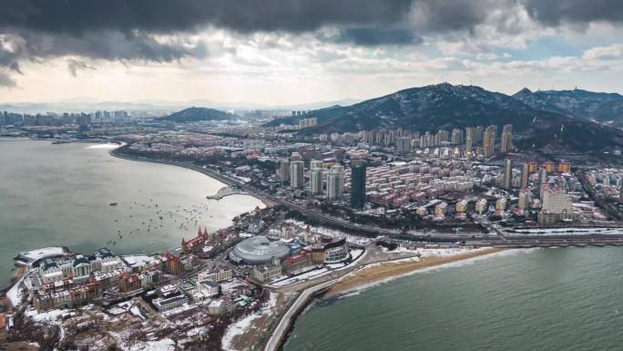 烟台渔人码头雪景