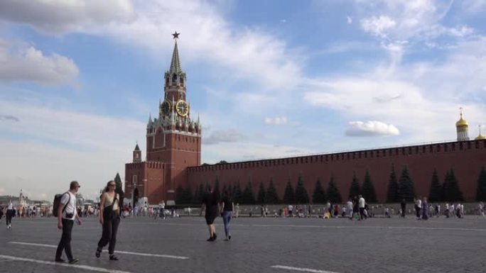 莫斯科，红场，克里姆林宫的斯帕斯卡亚塔与时钟。