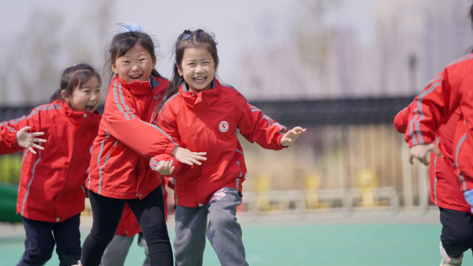 幼儿园小孩儿童奔跑 追逐打闹