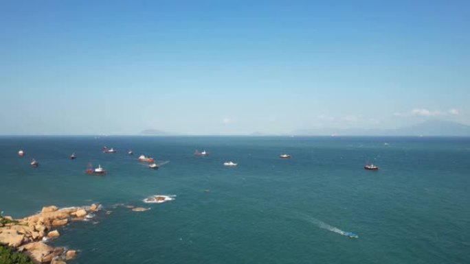 珠海外岭顶岛停泊船只的俯视图