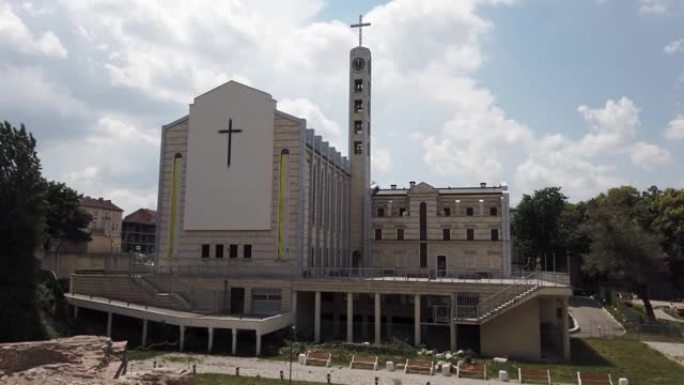 保加利亚索非亚市中心的基督教天主教圣乔治主教座堂。