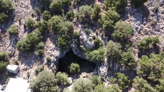 希腊克里特岛宙斯的洞穴入口
