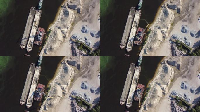浮吊在驳船卸砂过程中，空中垂直视图