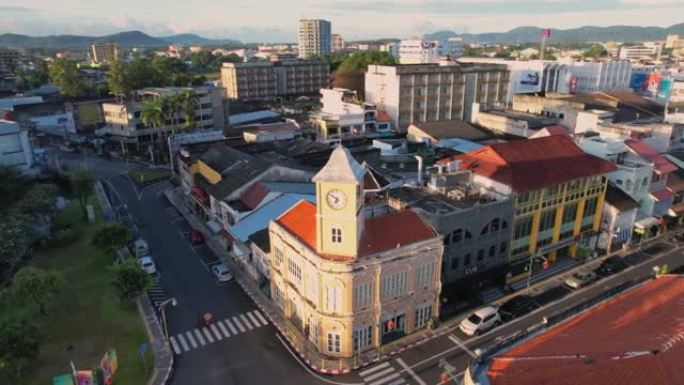 泰国南部普吉岛普吉岛旧城的空中无人机视图