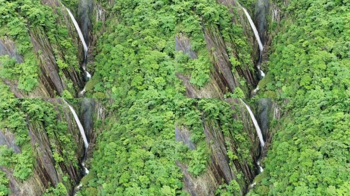 婺源大章山瀑布风景鸟瞰图