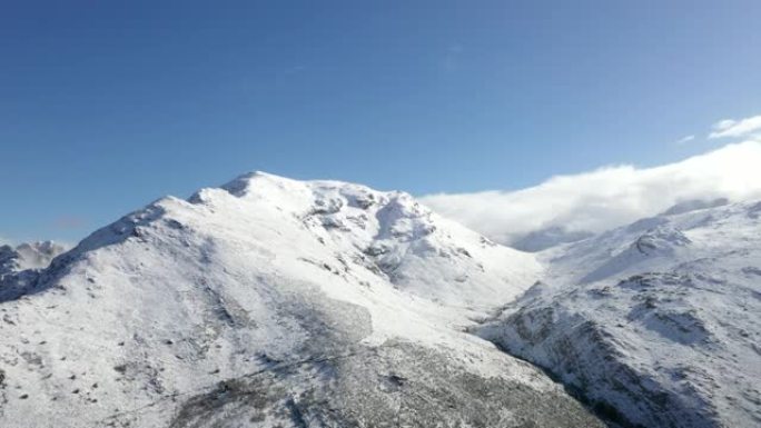 开普敦弗兰施霍克附近的雪山