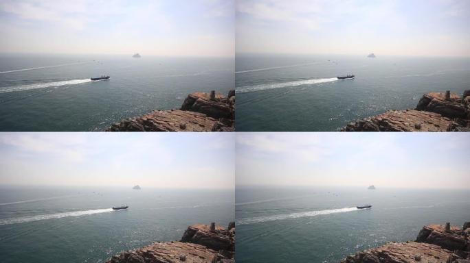 韩国釜山-2017年3月22日: 运输货物和渔船，韩国釜山