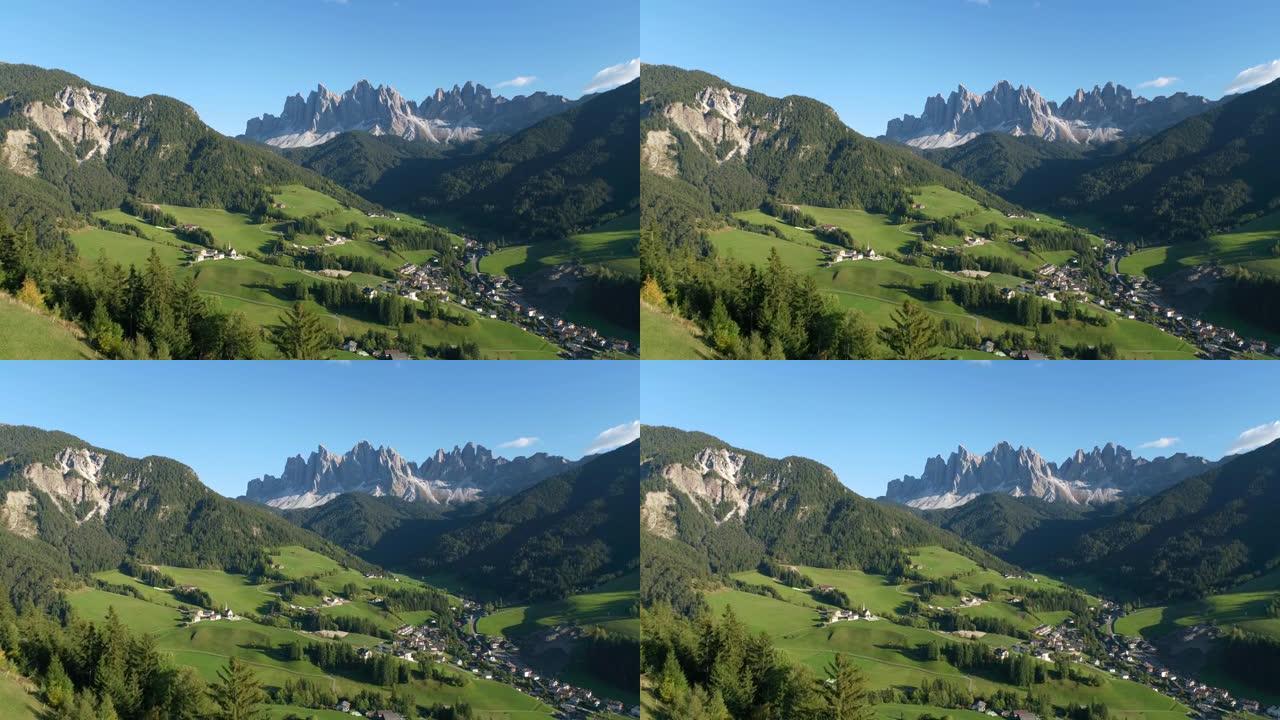 盖斯勒山脉前的富内斯河谷 (villn ö ß tal，Val di Funes)