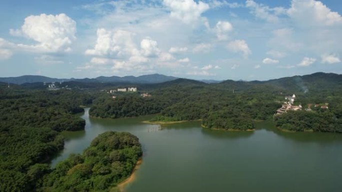 广州天禄湖俯视山川胡泊航拍热带雨林