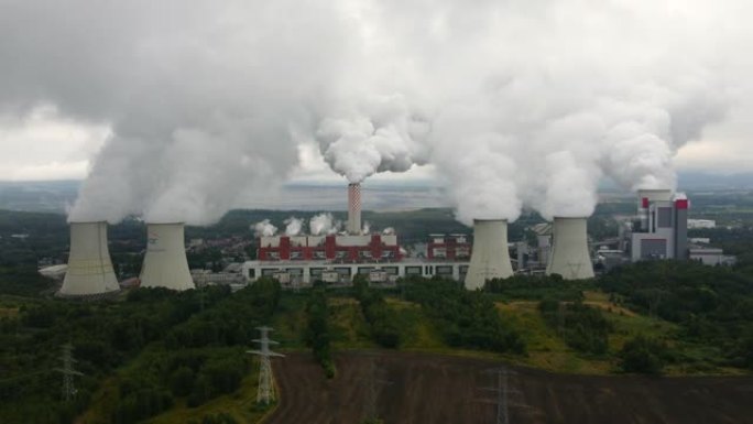 燃煤电厂的空气污染和烟雾