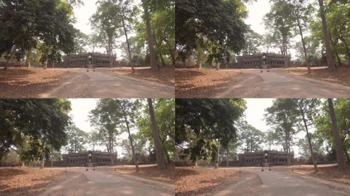 在吴哥窟周围的森林里有一座失落的柬埔寨寺庙