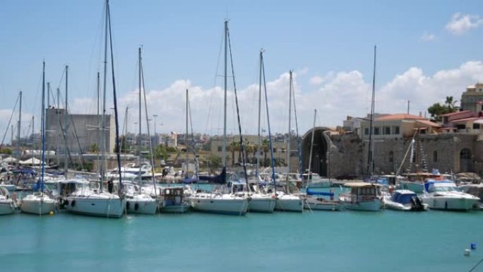 希腊克里特岛伊拉克利翁港有船的旧港口