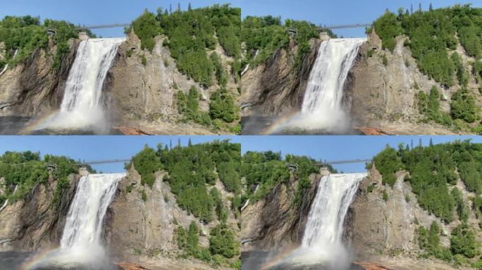 加拿大魁北克市夏季的蒙莫朗西瀑布