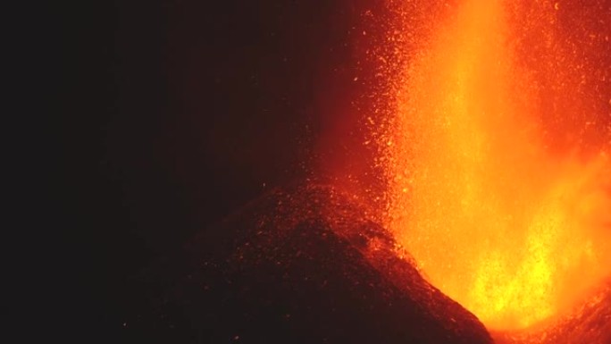 2021年9月19日坎布尔维耶哈火山爆发。埃尔帕索。拉帕尔马。加那利群岛。西班牙