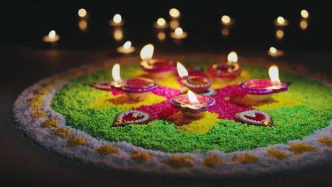 排灯节是印度教徒，ja那教徒，锡克教徒和一些佛教徒的庆祝节日。