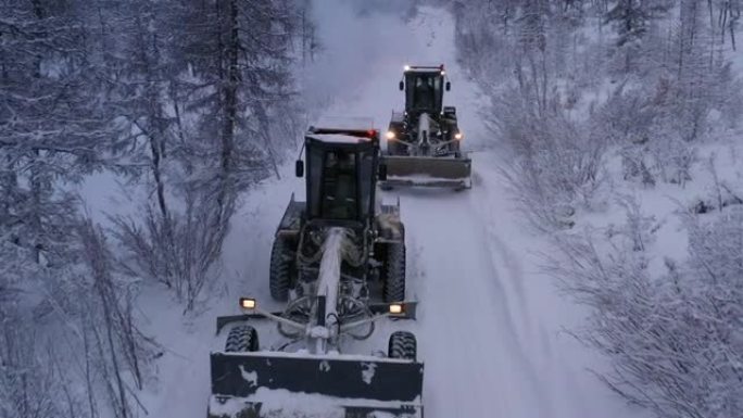 平地机清洁冬季道路