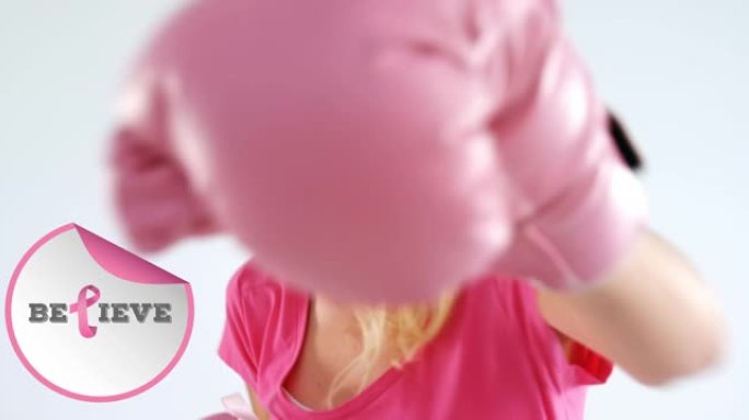动画的乳腺癌意识文字超过女拳击手
