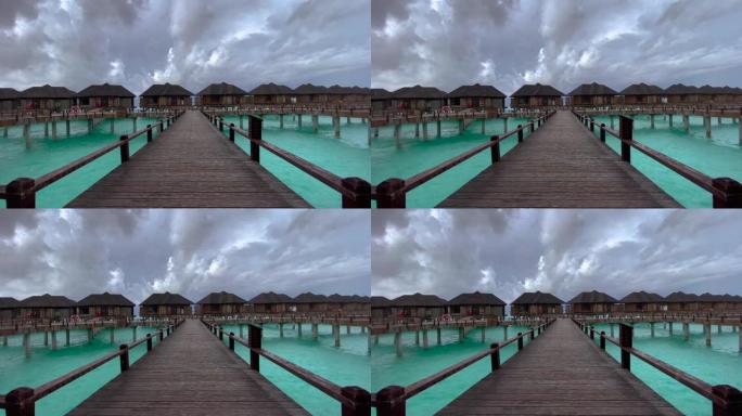 马尔代夫大雨夏天海浪海洋阳光航拍旅游