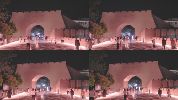 4K新疆喀什地区喀什古城大门夜景