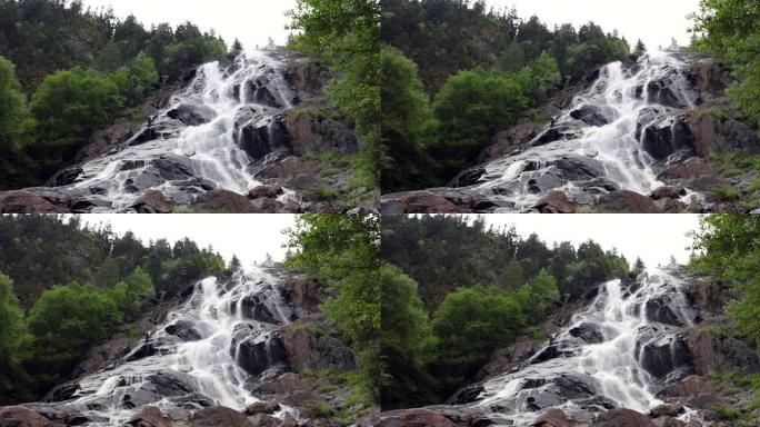 夏季溜槽德莱尼瀑布自然景观