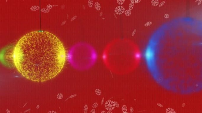 红色背景上圣诞节小玩意上的降雪动画