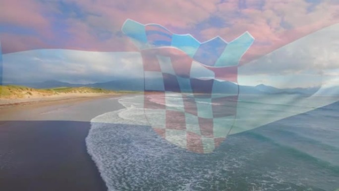 克罗地亚的旗帜在海滩景观，大海和多云的蓝天上飘扬的动画