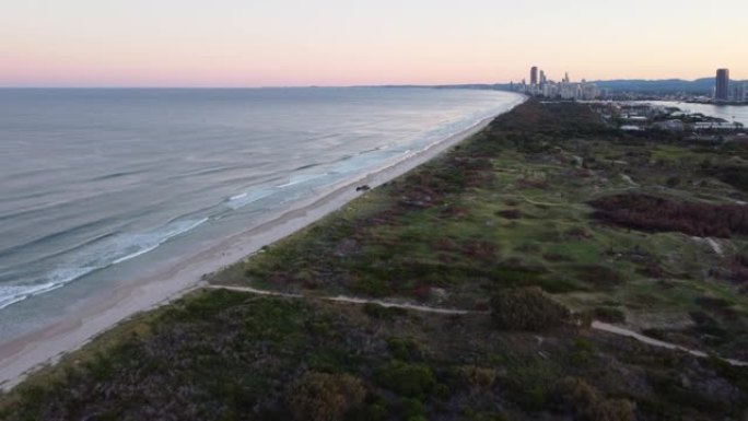 The Spit，澳大利亚黄金海岸，黄昏，以期冲浪者天堂
