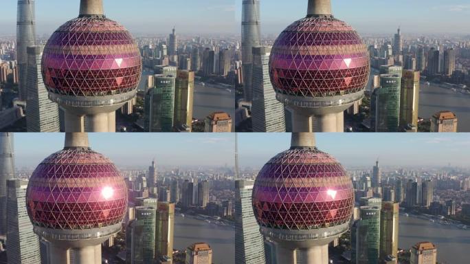 无人机拍摄: 上海陆家嘴金融区4k鸟瞰图。
