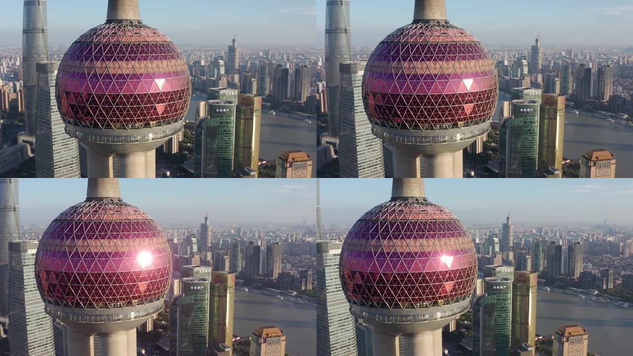 无人机拍摄: 上海陆家嘴金融区4k鸟瞰图。