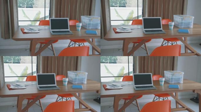 没有人的家庭办公室设置