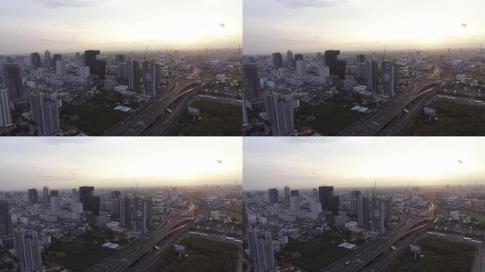 鸟瞰图曼谷市在早晨与美丽的日出