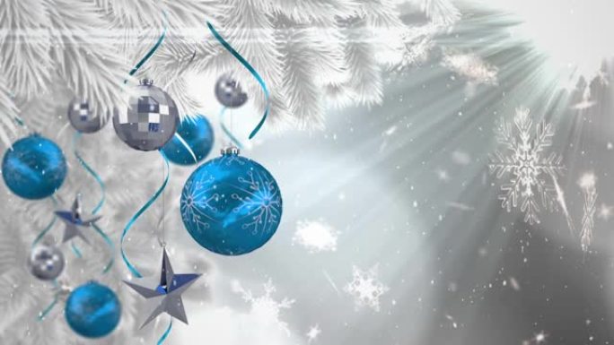 雪花落在银色和蓝色圣诞小玩意装饰上的动画