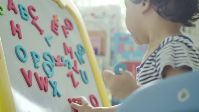 儿童学习字母宝宝婴儿早教