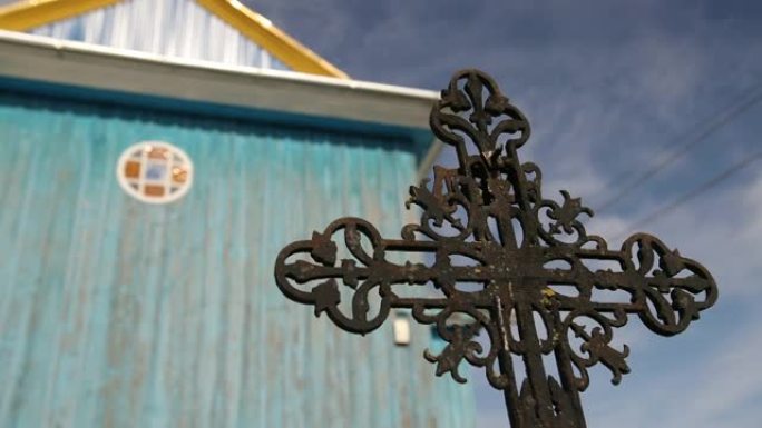 乌克兰村庄的古代木制东正教变身教堂。寺庙